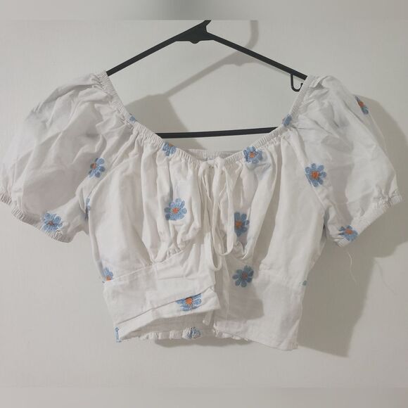 SHEIN Tops - Shein Floral Crop Top Sz Small